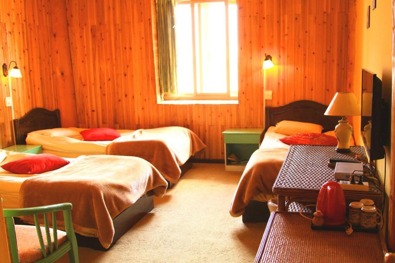 Shangri-La Lao Shay Youth Hostel Exterior photo