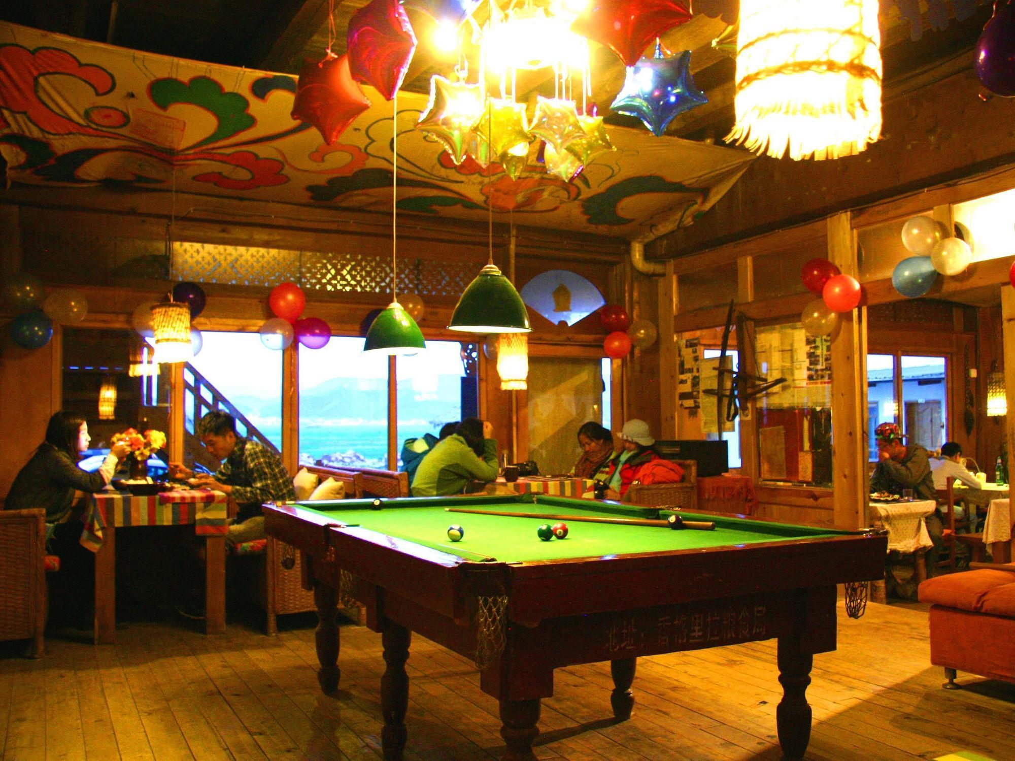 Shangri-La Lao Shay Youth Hostel Exterior photo